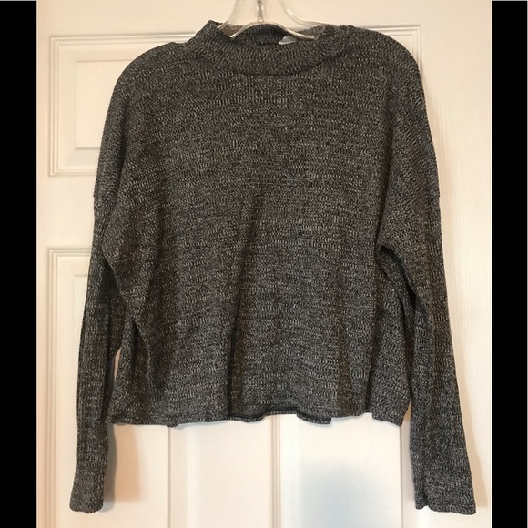 Basic essential long sleeve sweater/shirt - Picture 1 of 1